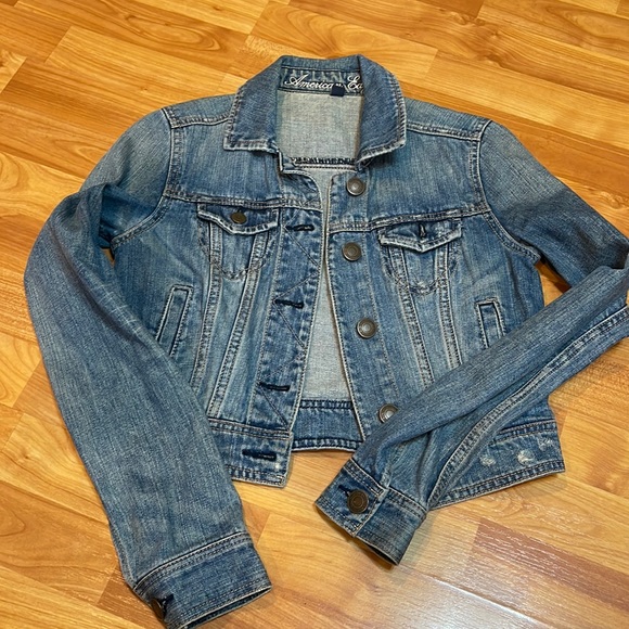 American Eagle Outfitters Jackets & Blazers - American eagle Jean jacket